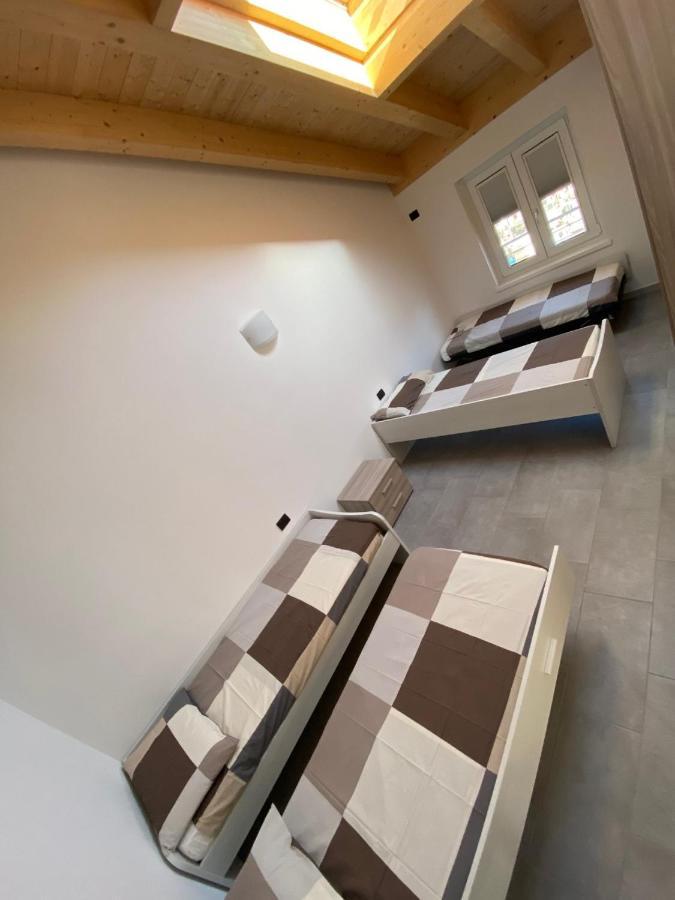 Attico Bella Vista Apartment Dubino Bagian luar foto